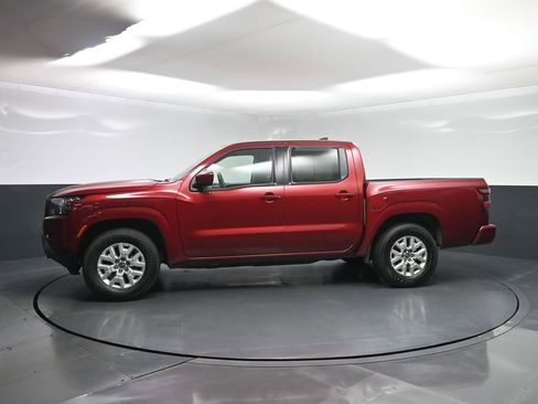 Used 2023 Nissan Frontier SV image 25