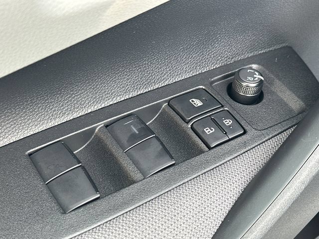 Used 2026 Toyota Corolla LE FWD image 17
