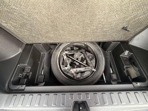 Used 2020 GMC Terrain SLT FWD image 27