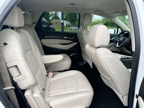 Used 2024 Buick Enclave Essence w/ Technology Package FWD image 33