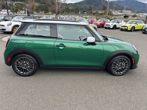 Used 2025 MINI Cooper S image 6