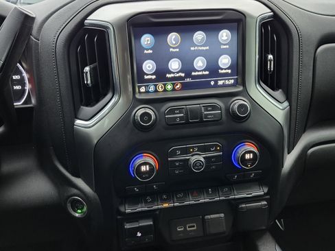 Used 2019 Chevrolet Silverado 1500 LT Trail Boss image 31