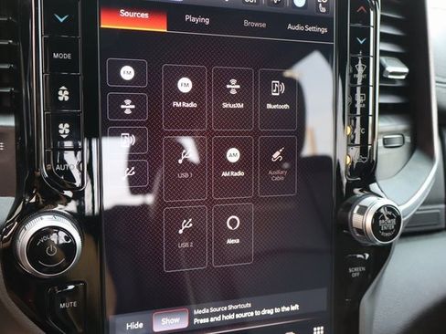 Used 2024 RAM 3500 Laramie w/ Night Edition image 28