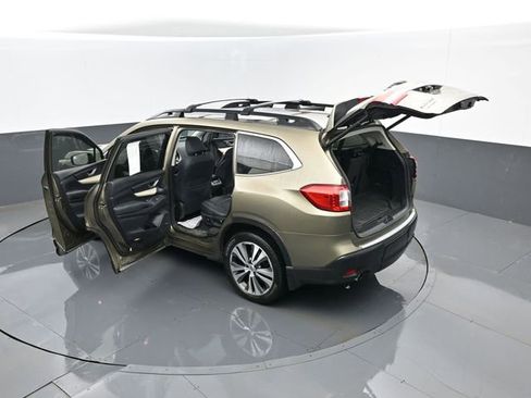 Used 2022 Subaru Ascent Limited w/ Technology Package AWD/4WD image 32