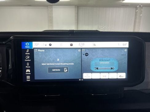 Used 2024 Jeep Wrangler Unlimited Sahara AWD/4WD image 13