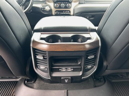 Used 2021 RAM 1500 Laramie AWD/4WD image 28