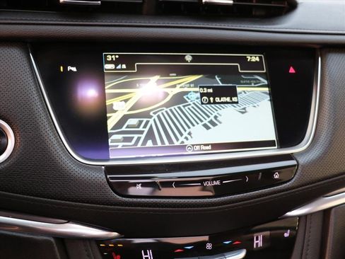 Used 2019 Cadillac XT5 Luxury image 13