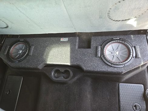 Used 2018 RAM 1500 Classic SLT image 15