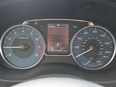 Used 2015 Subaru Crosstrek 2.0i Limited AWD/4WD image 9