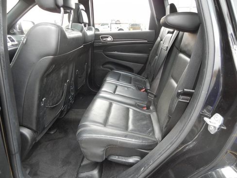 Used 2015 Jeep Grand Cherokee Limited w/ Luxury Group II AWD/4WD image 32