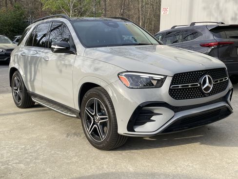 Certified 2024 Mercedes-Benz GLE 350 4MATIC image 4