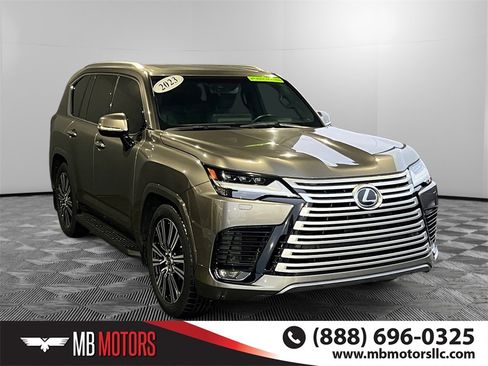 Used 2023 Lexus LX 600 4WD w/ Accessory Package (Z1) image 1