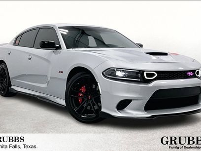 Used 2023 Dodge Charger R/T w/ Navigation & Travel Group