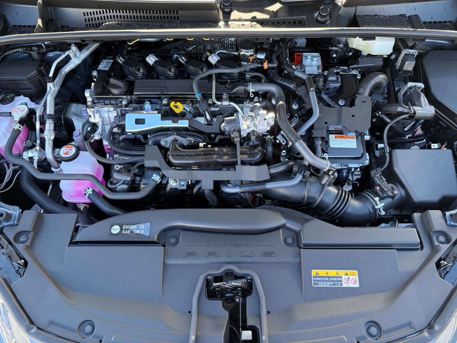 New 2027 Toyota Prius Limited w/ Limited Premium Package FWD image 30