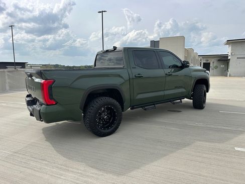 Used 2022 Toyota Tundra SR5 w/ SR5 Premium Package image 6