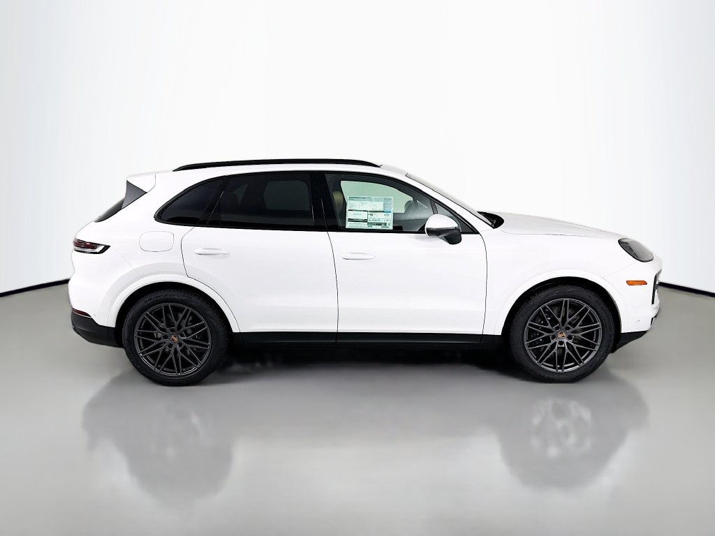 Certified 2026 Porsche Cayenne AWD/4WD image 8