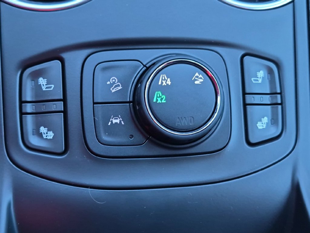 Used 2023 GMC Terrain SLE w/ Driver Convenience Package AWD/4WD image 28