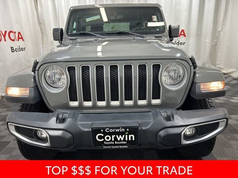 Used 2019 Jeep Wrangler Unlimited Sahara image 2