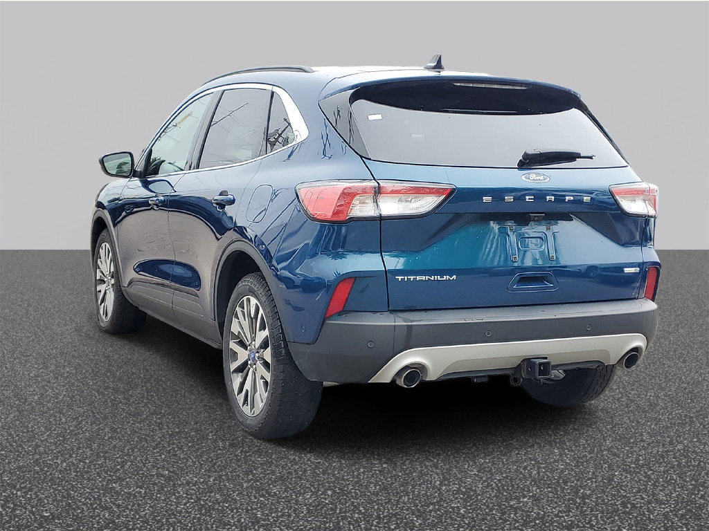 Used 2020 Ford Escape Titanium AWD/4WD image 2