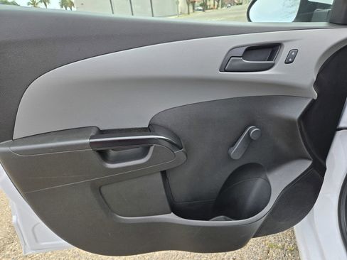 Used 2020 Chevrolet Sonic LT image 12