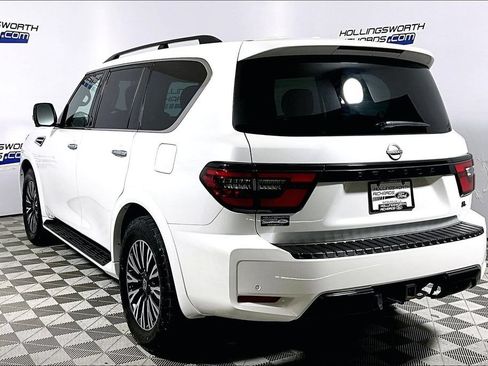 Used 2023 Nissan Armada SL w/ Midnight Edition Package RWD image 8