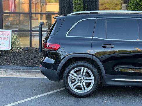 Used 2023 Mercedes-Benz GLB 250 4MATIC image 20