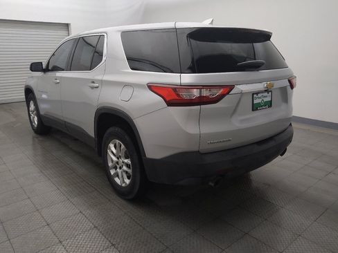 Used 2020 Chevrolet Traverse LS FWD image 5