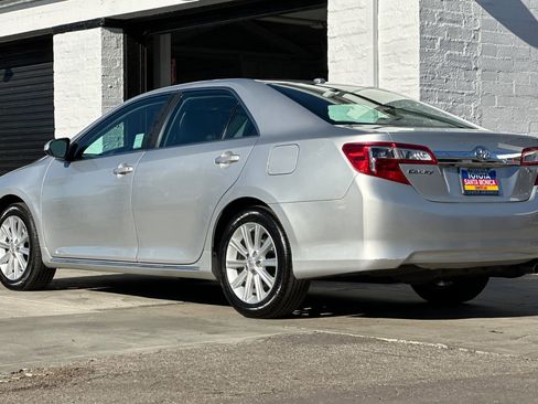 Used 2013 Toyota Camry XLE image 6
