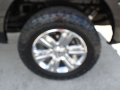 Used 2019 Ford F150 XLT w/ Equipment Group 302A Luxury AWD/4WD image 12
