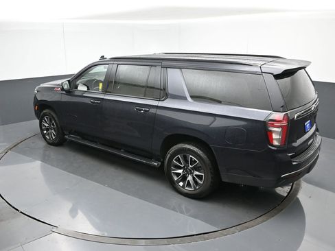 Used 2022 Chevrolet Suburban Z71 w/ Luxury Package image 49