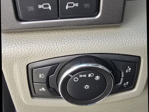 Used 2022 Ford F250 XLT w/ XLT Value Package image 20