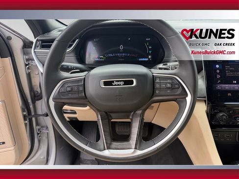 Used 2024 Jeep Grand Cherokee Limited 4xe AWD/4WD image 14