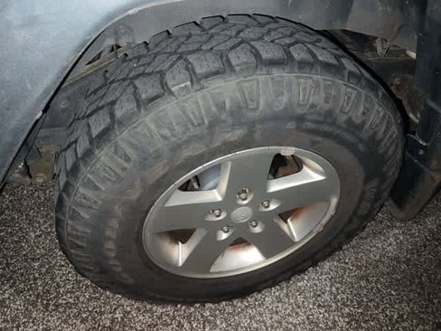 Used 2011 Jeep Wrangler Sport image 5