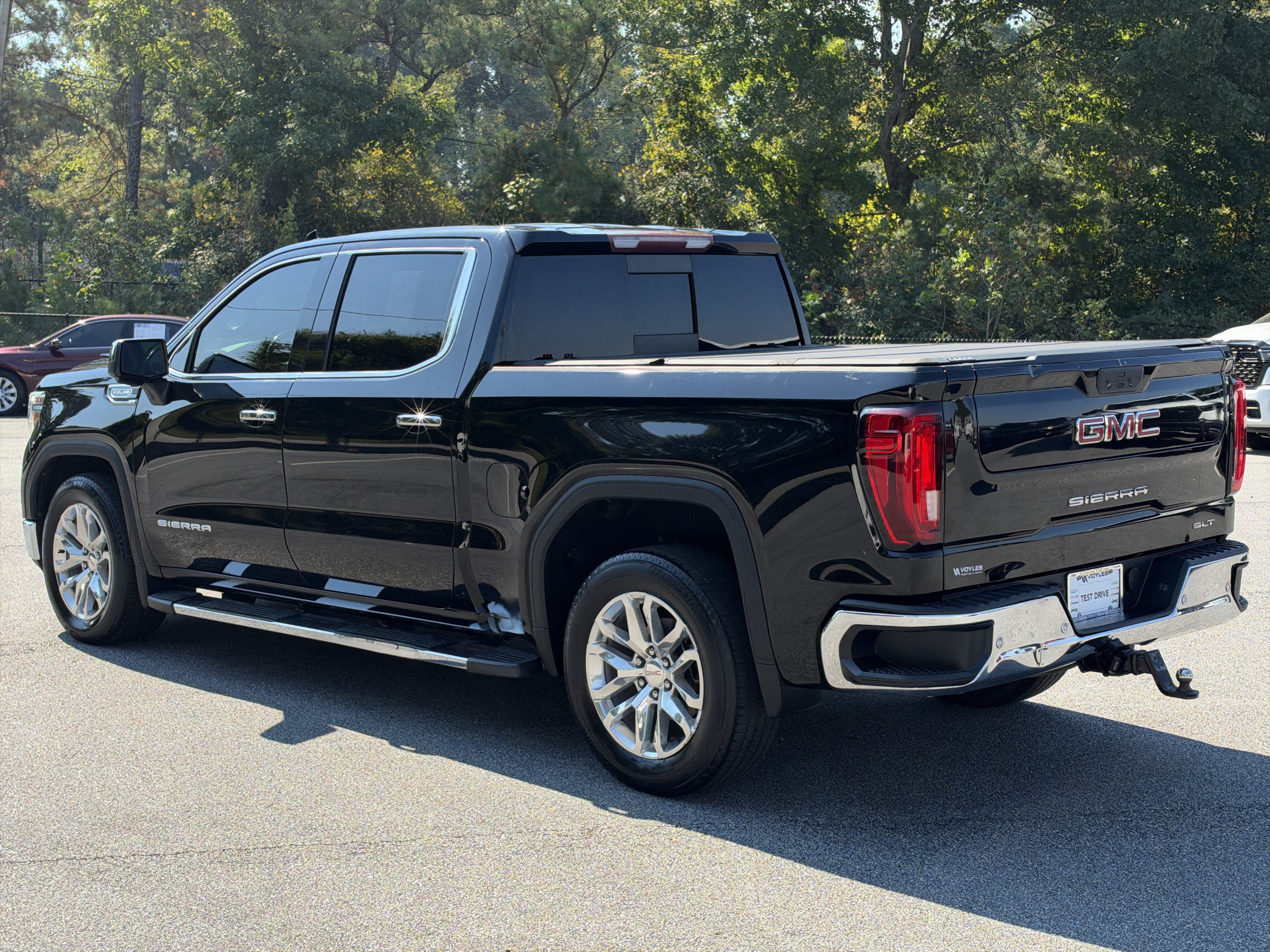 Used 2019 GMC Sierra 1500 SLT w/ SLT Premium Plus Package RWD image 6