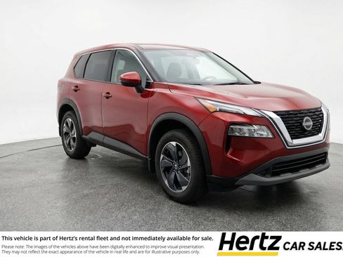 Used 2025 Nissan Rogue SV FWD image 1