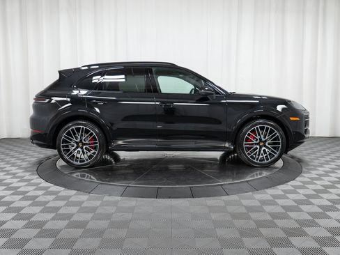 New 2026 Porsche Cayenne S AWD/4WD image 4