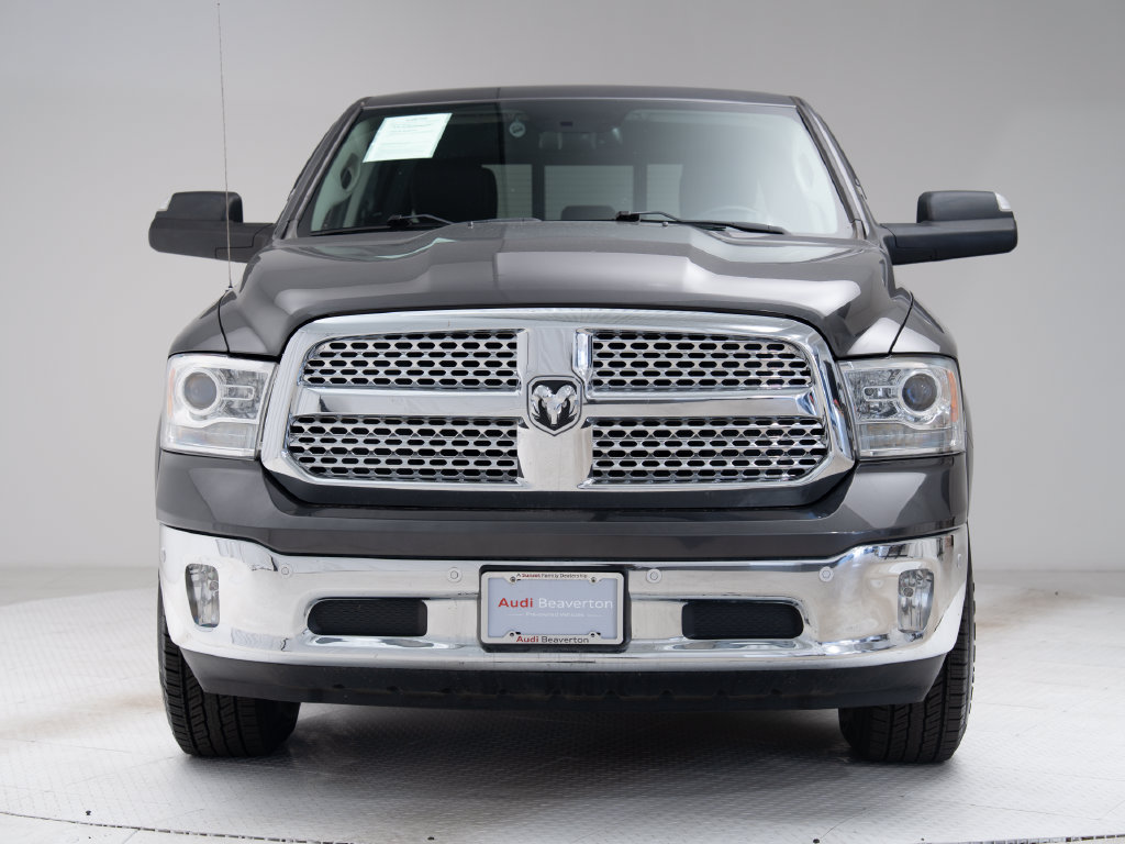 Used 2018 RAM 1500 Laramie w/ Convenience Group AWD/4WD image 7