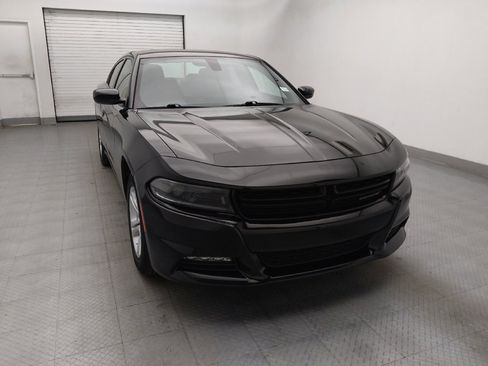 Used 2022 Dodge Charger SXT w/ Driver Convenience Group image 14