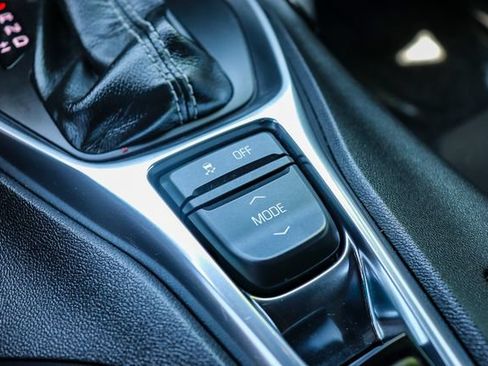 Used 2019 Chevrolet Camaro LT RWD image 29