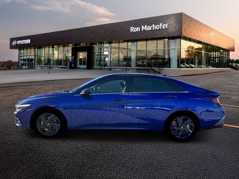 New 2026 Hyundai Elantra SEL Sport image 3