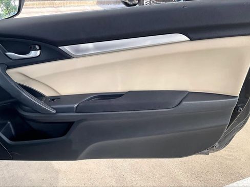 Used 2017 Honda Civic LX-P image 21