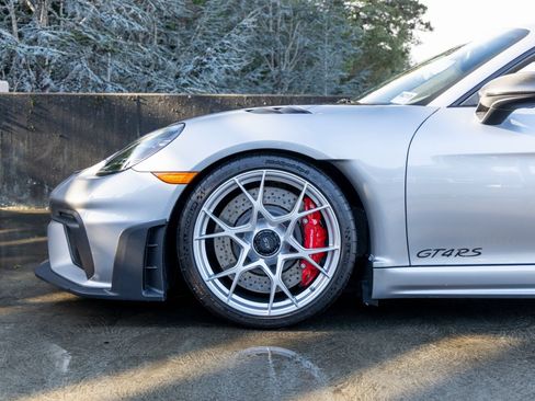 Certified 2025 Porsche 718 Cayman GT4 RS image 13