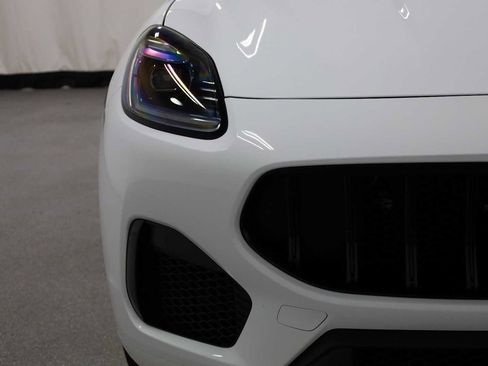 Used 2023 Maserati Grecale Modena image 15