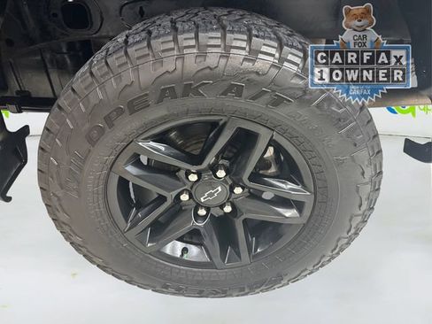 Used 2020 Chevrolet Silverado 1500 Custom Trail Boss w/ Custom Convenience Package image 17