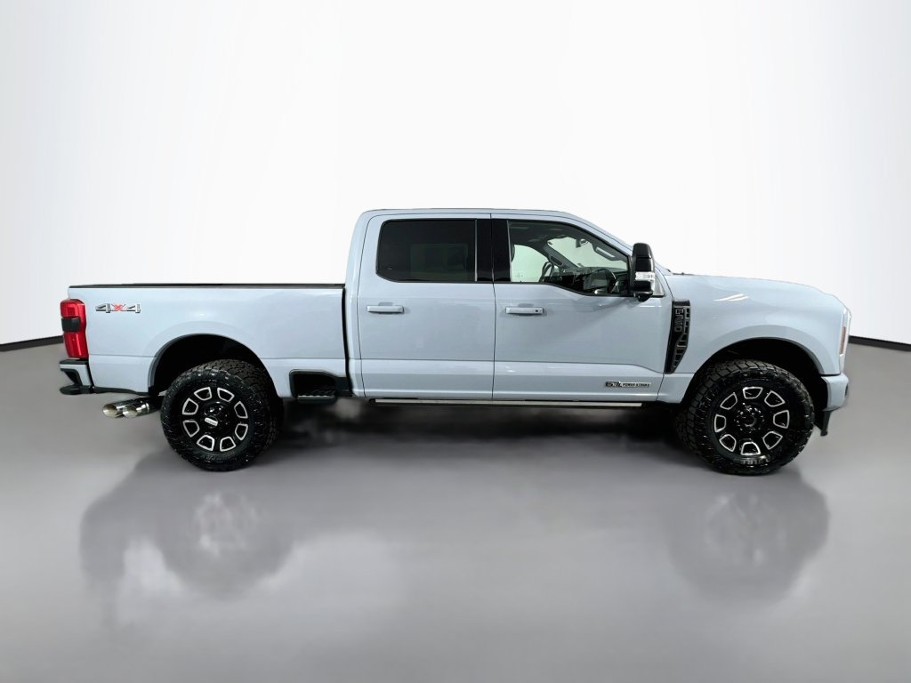 Used 2026 Ford F350 Platinum AWD/4WD image 6