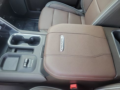 New 2026 GMC Sierra 2500 Denali w/ Denali Reserve Package AWD/4WD image 20