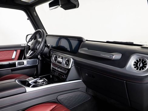 Used 2023 Mercedes-Benz G 550 image 26