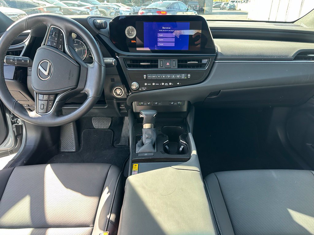 Used 2024 Lexus ES 350 w/ Premium Package FWD image 9