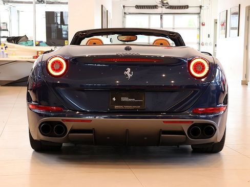 Certified 2017 Ferrari California T RWD image 88