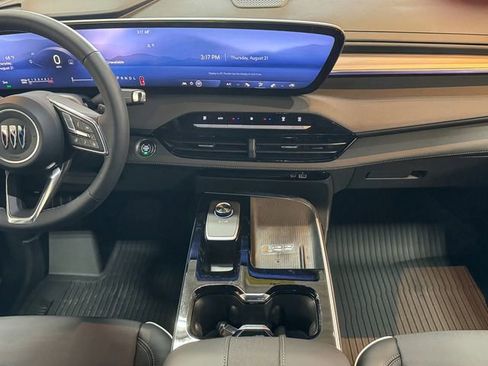 New 2026 Buick Enclave Preferred w/ Power Package image 28